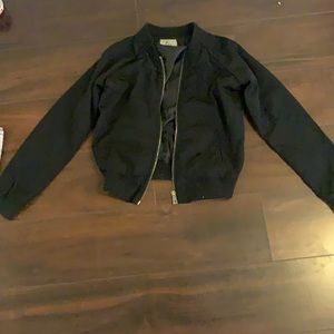 Im selling this jacket it’s really cute!!